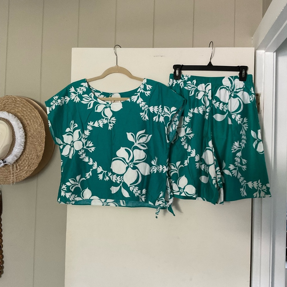 Sun Fashions vintage alohawear short shirt set size L